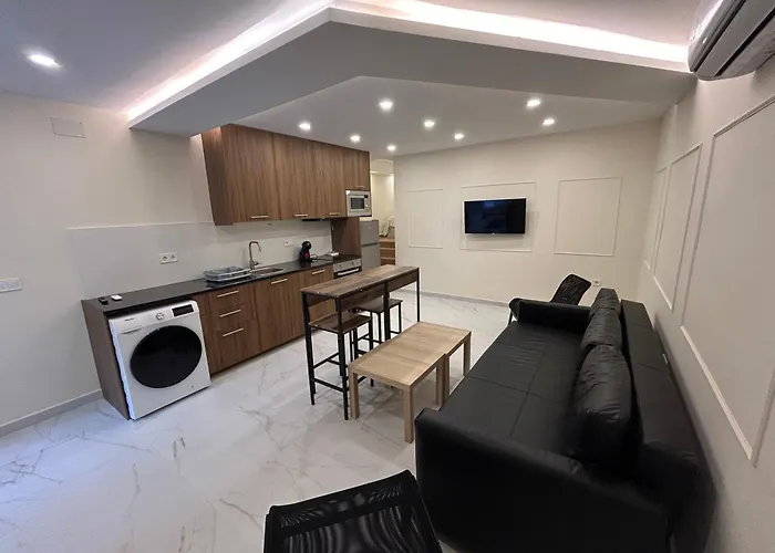 Queen Residence